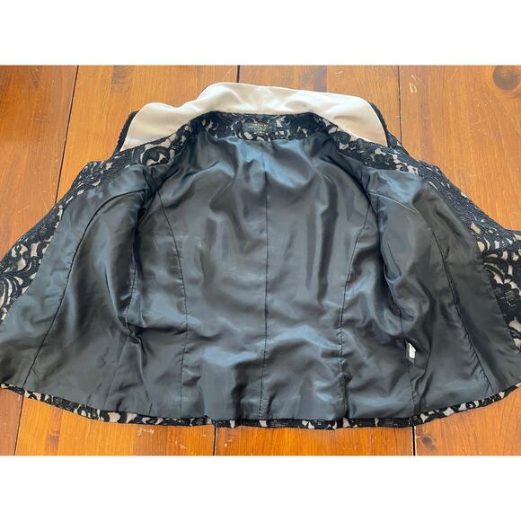 Vtg Tahari Arthur S Levine Luxe Size 10 Womens Jacket Snap Button Lace Black Tan - Picture 10 of 10
